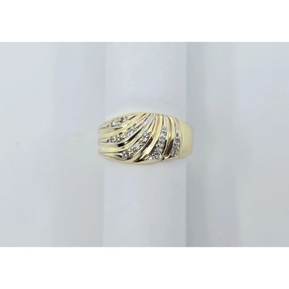 Beautiful 14K Karat Solid Yellow Gold Designer Wavy Diamond Wide Ring Size 5.50